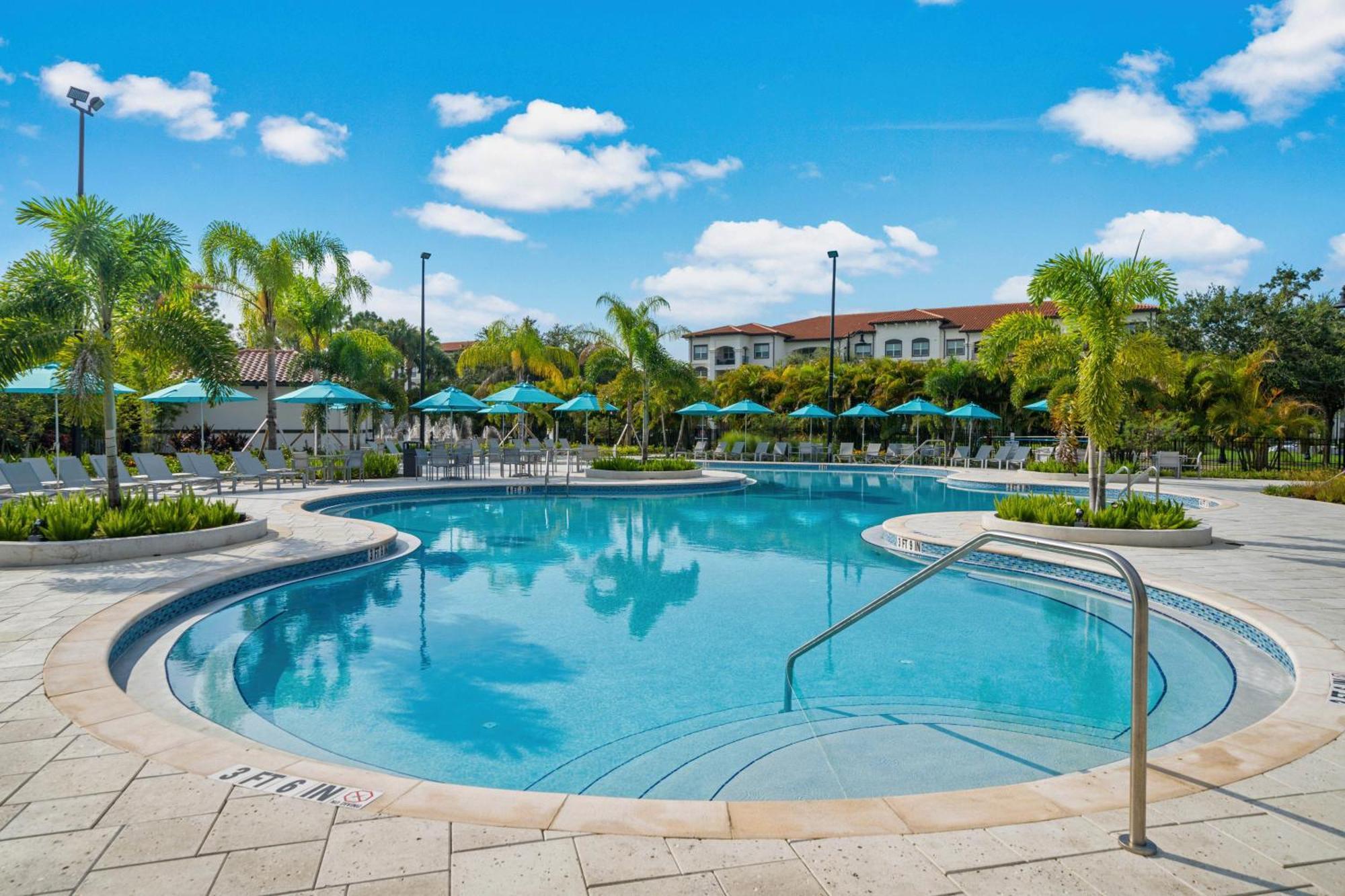 Beautiful Condo W Private Balcony Near Universal Orlando Buitenkant foto